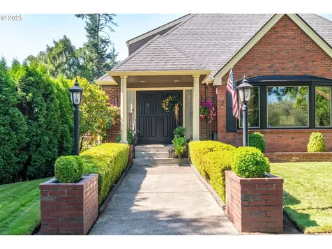3223 NE Nichols Boulevard Longview WA 98632