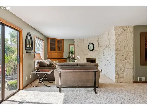 3223 NE Nichols Boulevard Longview WA 98632