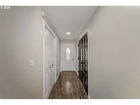 555 66th Street Springfield OR 97478
