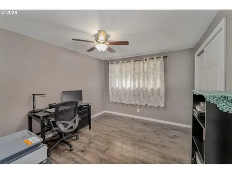 555 66th Street Springfield OR 97478