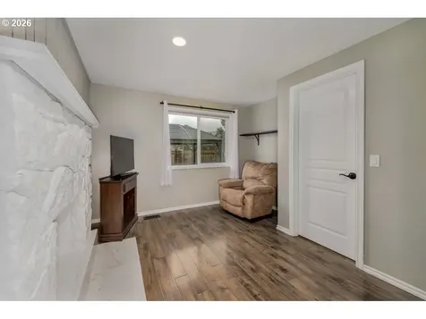 555 66th Street Springfield OR 97478