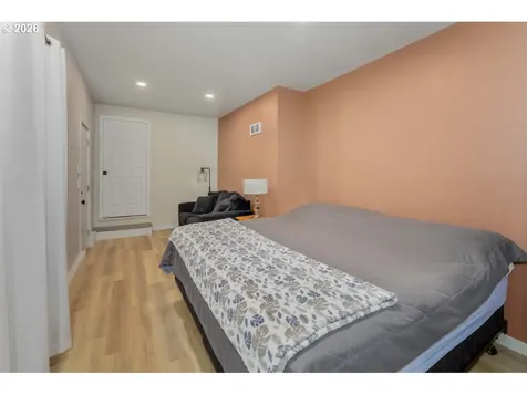 555 66th Street Springfield OR 97478
