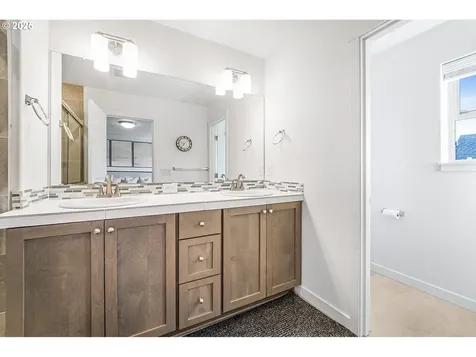 1203 N Fairhope Place Ridgefield WA 98642