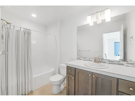 1203 N Fairhope Place Ridgefield WA 98642