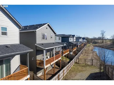 1203 N Fairhope Place Ridgefield WA 98642