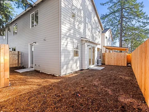 7466 SE Tolman Street Portland OR 97206