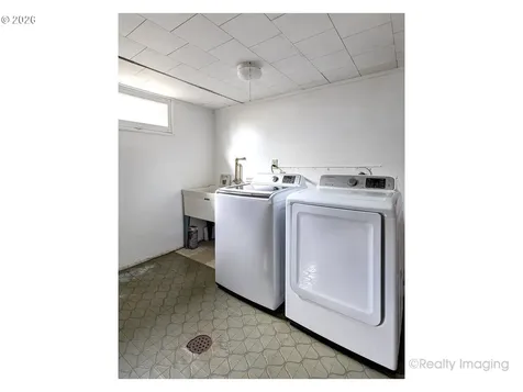 415 NE 116th Place Portland OR 97220
