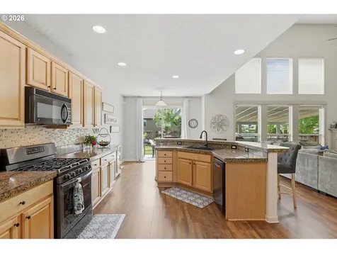 559 E 16th Street Lafayette OR 97127