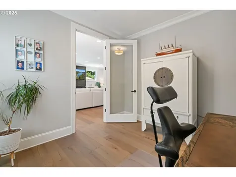 5328 Lower Drive Lake Oswego OR 97035