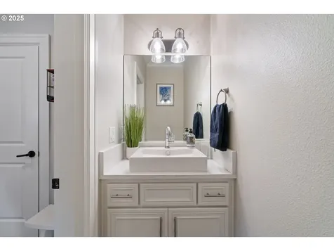 5328 Lower Drive Lake Oswego OR 97035