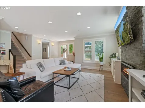5328 Lower Drive Lake Oswego OR 97035
