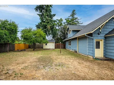 2822 Crocker Road Eugene OR 97404