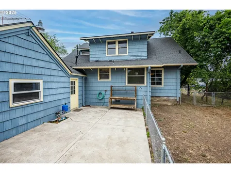 2822 Crocker Road Eugene OR 97404