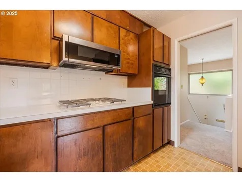 11420 SW Timberline Drive Beaverton OR 97008