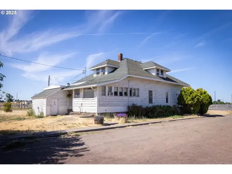 1102 S Roosevelt Street Goldendale WA 98620