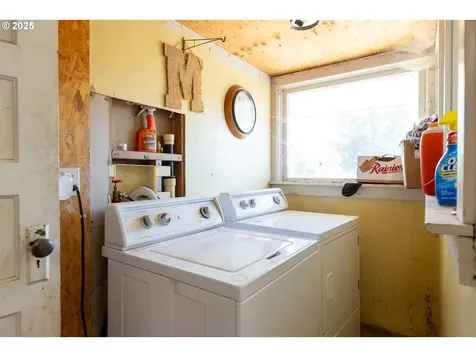 1102 S Roosevelt Street Goldendale WA 98620