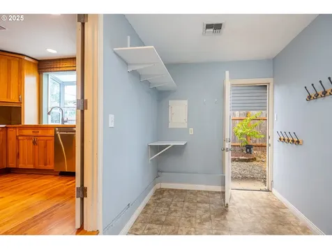 816 Barrett Avenue Eugene OR 97404