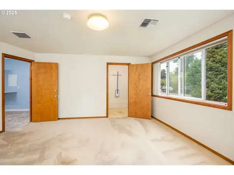 816 Barrett Avenue Eugene OR 97404