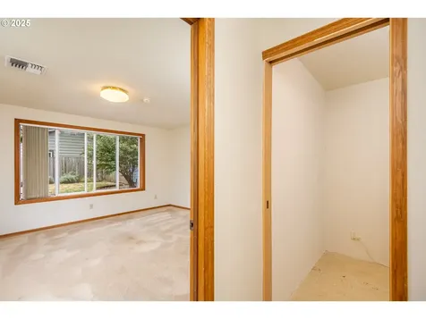 816 Barrett Avenue Eugene OR 97404