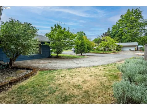 816 Barrett Avenue Eugene OR 97404