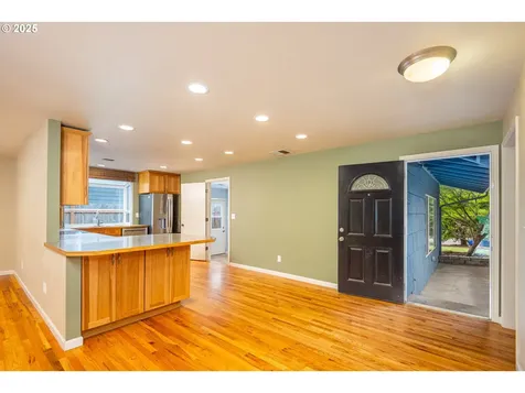 816 Barrett Avenue Eugene OR 97404