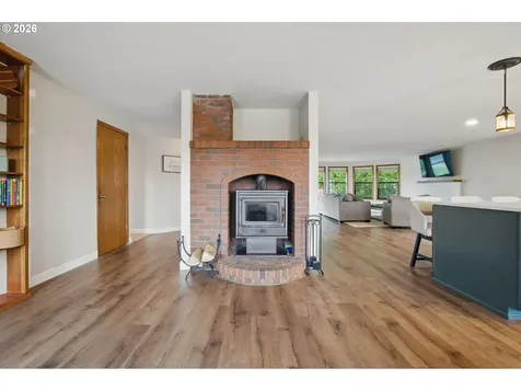 3914 S Circle Washougal WA 98671
