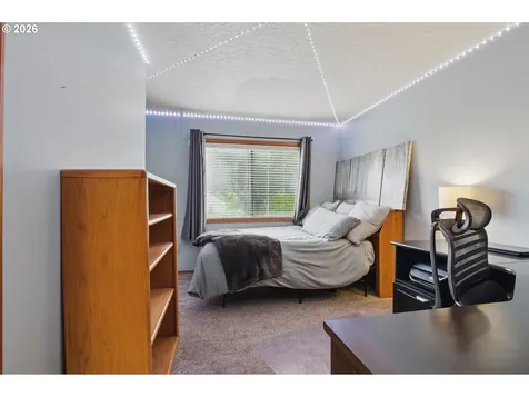 3914 S Circle Washougal WA 98671