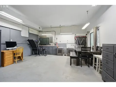 3914 S Circle Washougal WA 98671