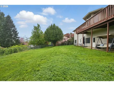 3914 S Circle Washougal WA 98671