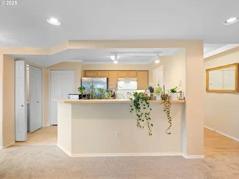 15510 NE Knott Street Portland OR 97230