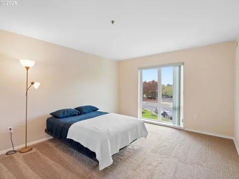 15510 NE Knott Street Portland OR 97230
