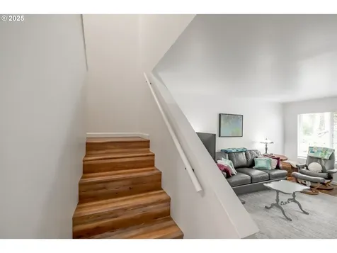 1725 NW 22nd Street Lincoln City OR 97367