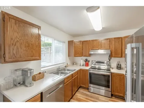 1725 NW 22nd Street Lincoln City OR 97367
