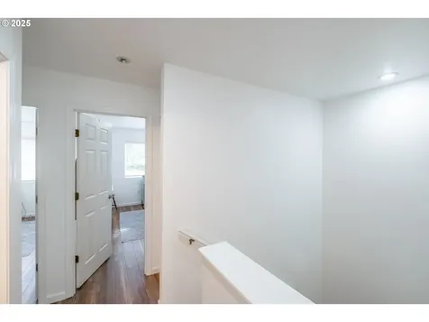 1725 NW 22nd Street Lincoln City OR 97367