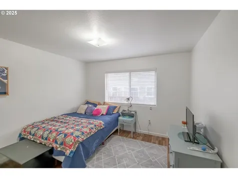 1725 NW 22nd Street Lincoln City OR 97367