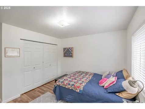 1725 NW 22nd Street Lincoln City OR 97367