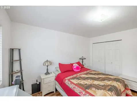1725 NW 22nd Street Lincoln City OR 97367