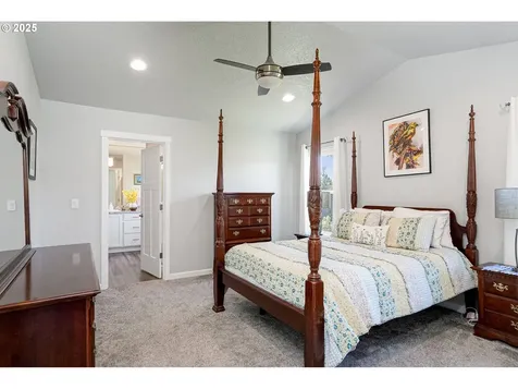 2054 SE Academy Street Dallas OR 97338