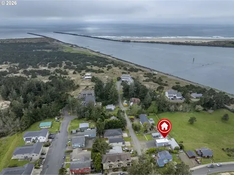 220 SW 29th Street Newport OR 97365
