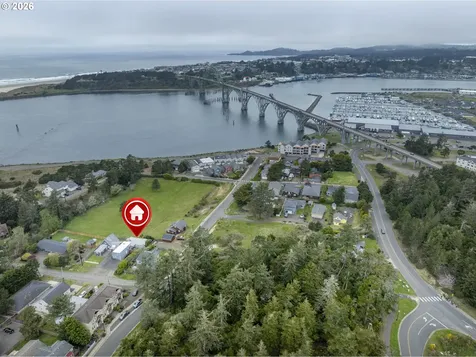 220 SW 29th Street Newport OR 97365
