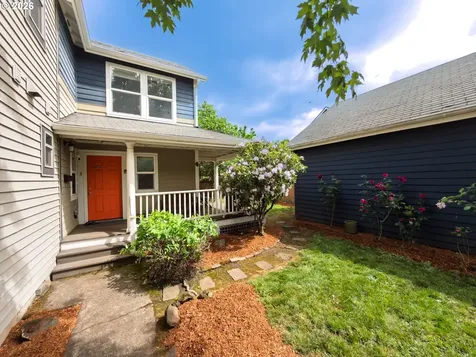 837 NE Roselawn Street Portland OR 97211