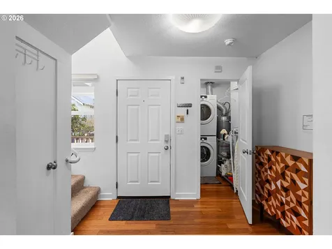 837 NE Roselawn Street Portland OR 97211