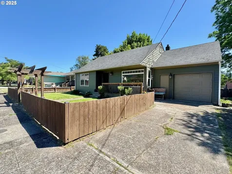 1616 NE Franklin Street Camas WA 98607