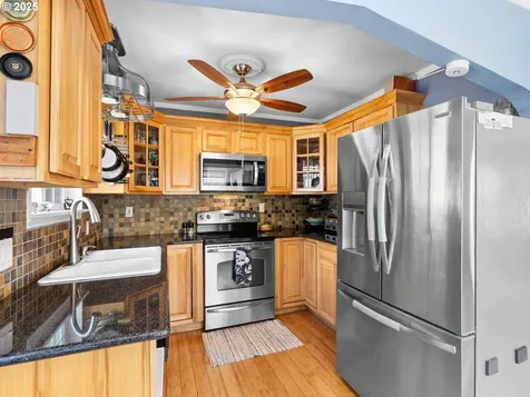 1931 NE 92nd Avenue Portland OR 97220