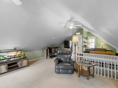 1931 NE 92nd Avenue Portland OR 97220