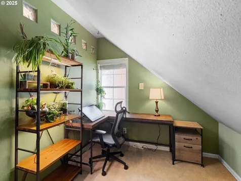 1931 NE 92nd Avenue Portland OR 97220