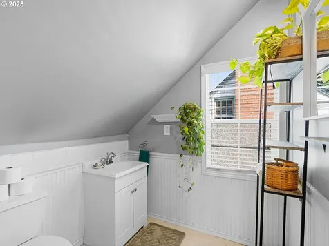 1931 NE 92nd Avenue Portland OR 97220