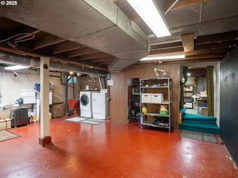1931 NE 92nd Avenue Portland OR 97220