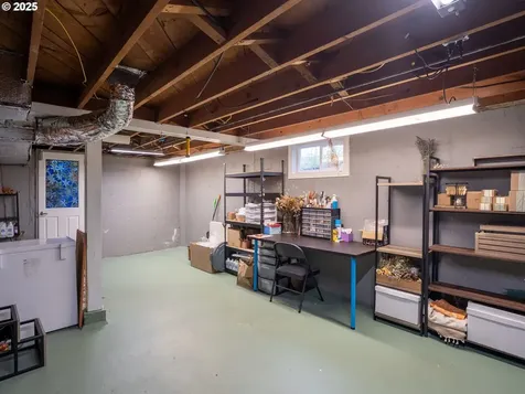 1931 NE 92nd Avenue Portland OR 97220