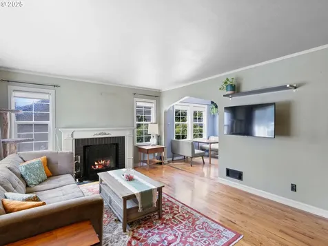 1931 NE 92nd Avenue Portland OR 97220